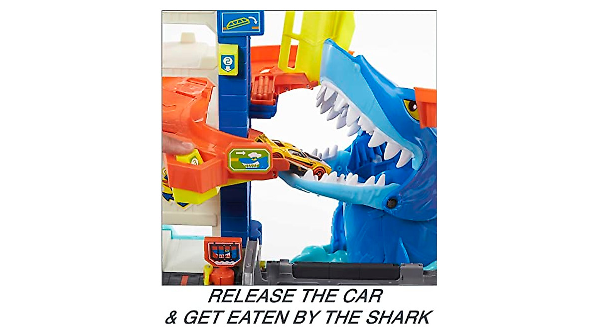 Hot Wheels Shark Escape Toy Car Track Set