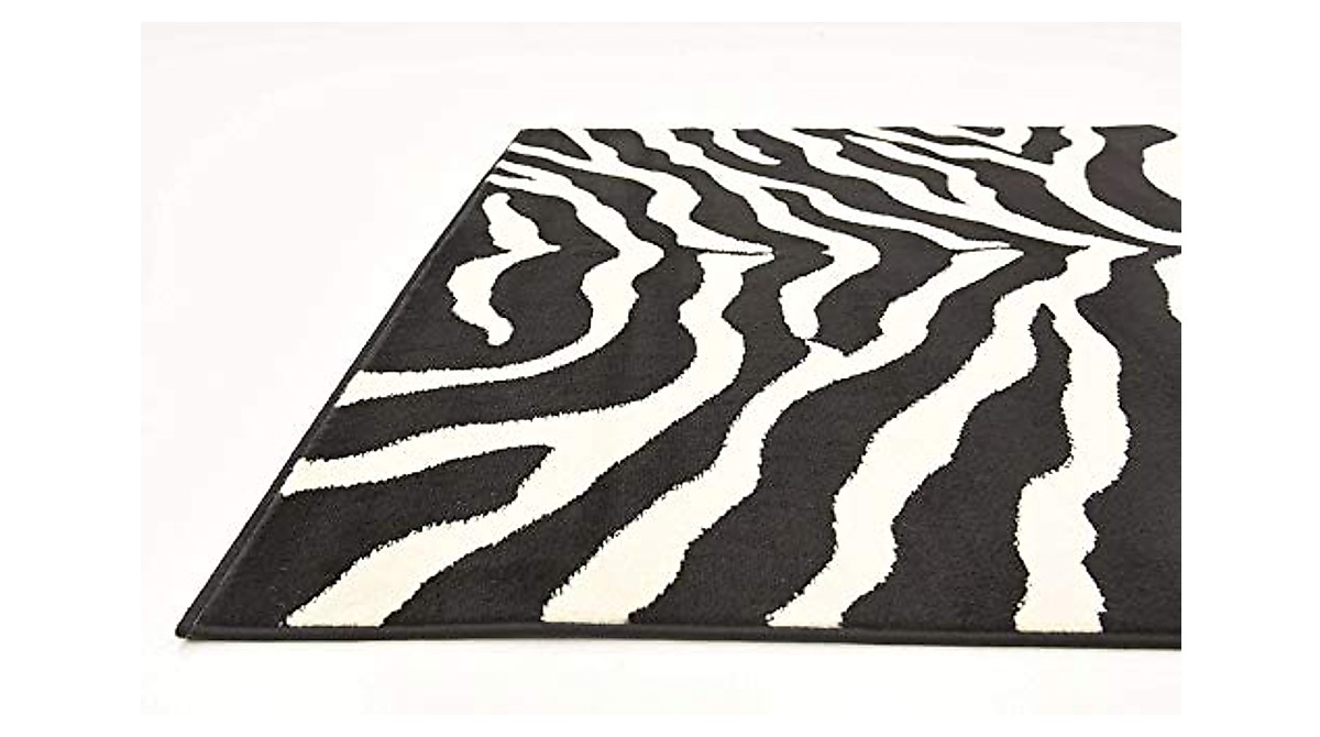 Wildlife Collection Zebra Rug - 5x8 ft Black/Ivory | Safari-Inspired Decor