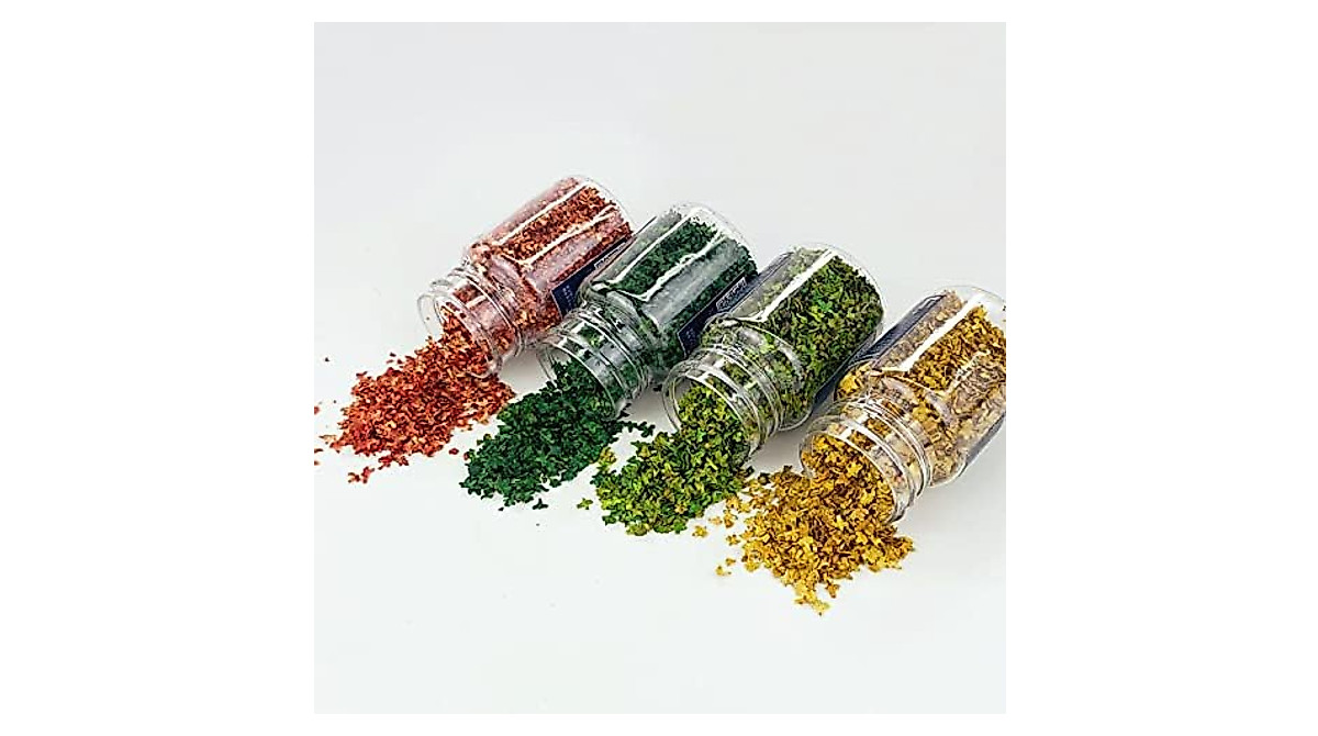 Realistic Miniature Leaves for Dioramas & Model Railways - Pack of 4