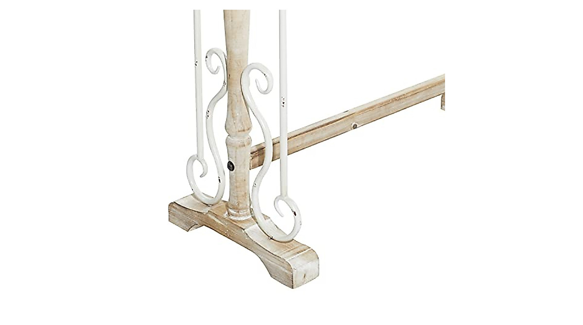 Deco 79 Wood Quilt Rack - Stylish Farmhouse Storage