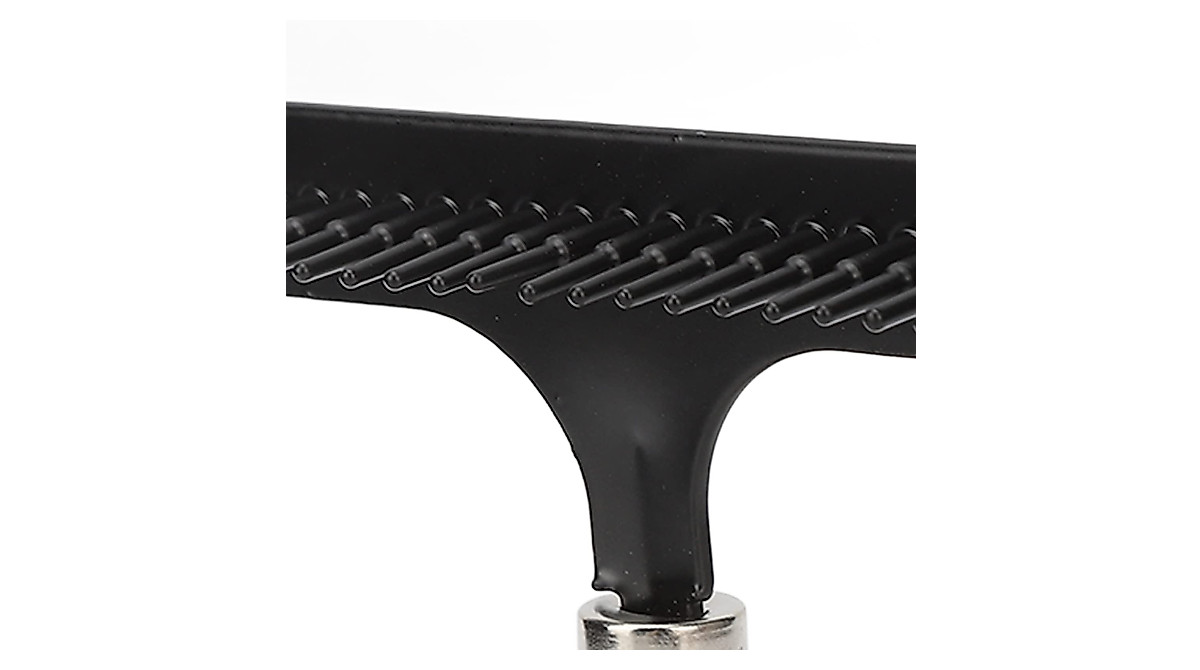 Handheld Carpet Rake - Fluff & Clean Your Rugs
