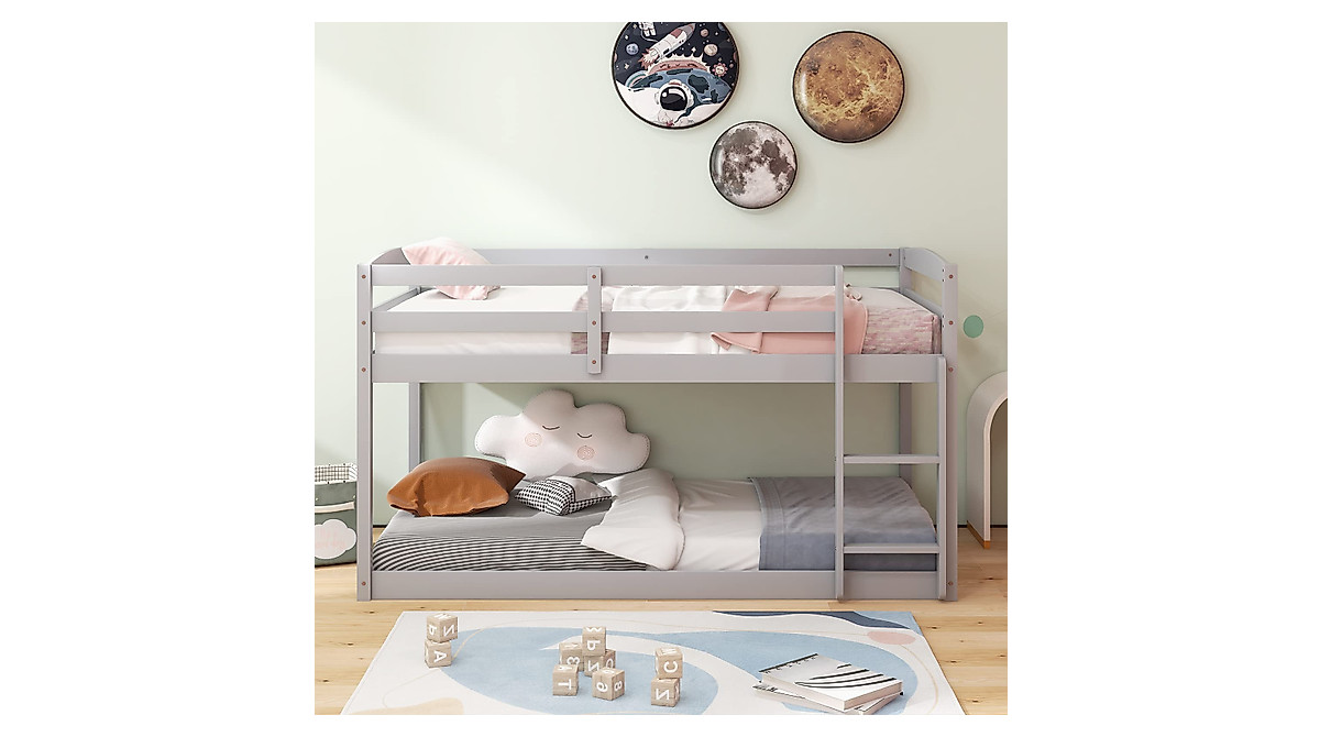 Giantex Twin Low Bunk Bed - Stylish & Safe for Kids