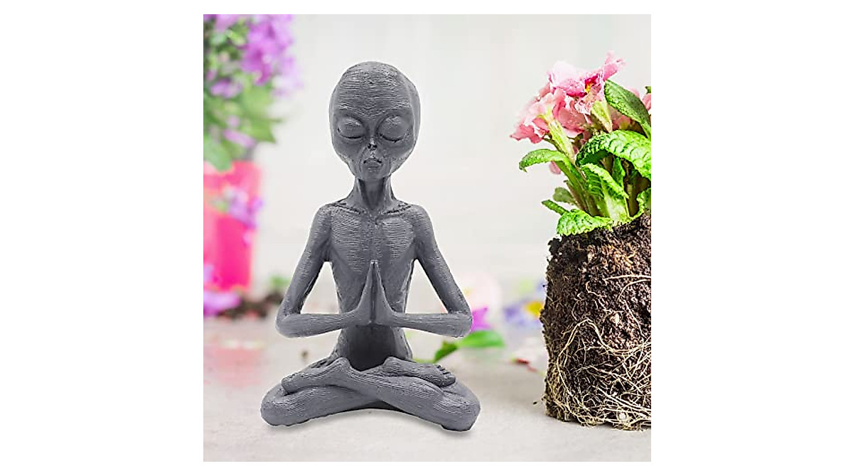 Meditating Alien Garden Statue | UFO Resin Decor for Indoor & Outdoor