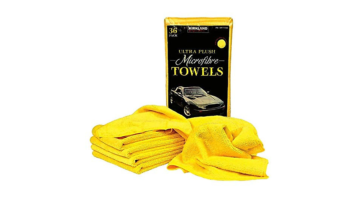 thumbnail image 2 of Kirkland Signature Microfiber Towel Case - 324 Count - Blue & Yellow 2 of 6