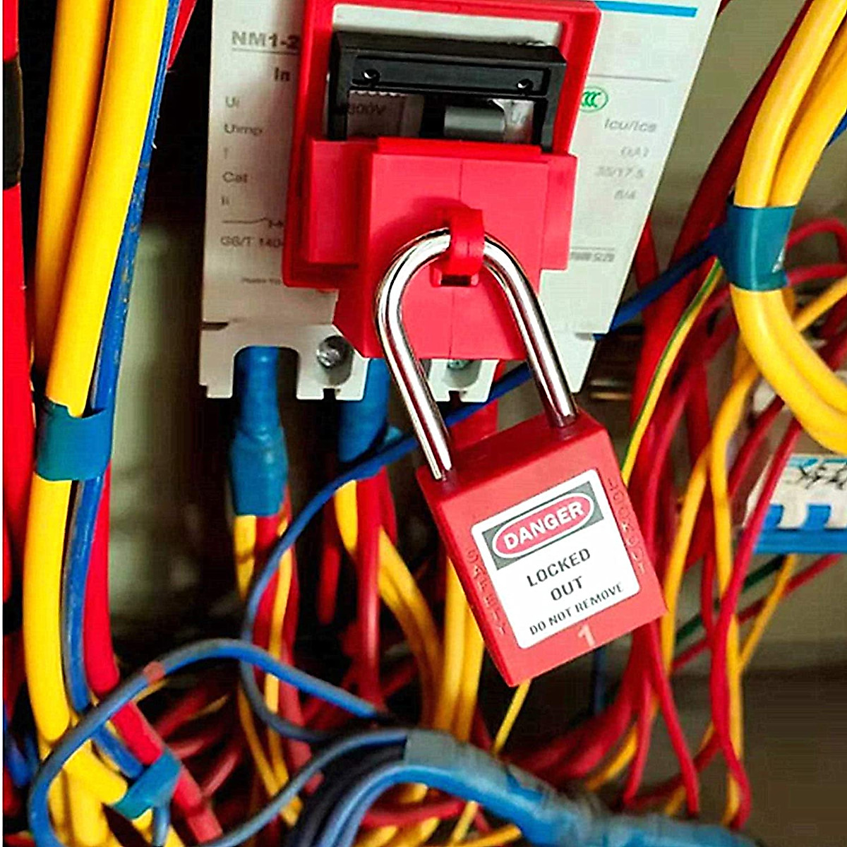 SAFBY 7-Piece Keyed Different Lockout Locks for Industrial Safety