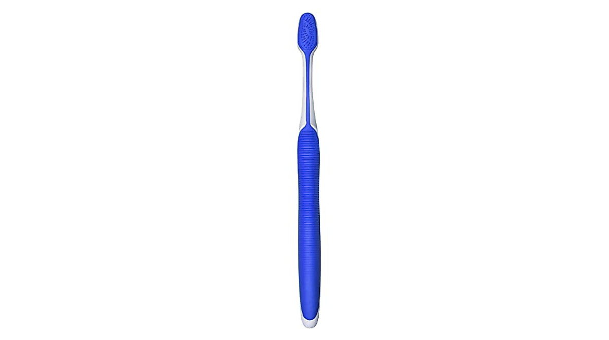 Oral-B CrossAction Compact Toothbrush - Superior Plaque Removal