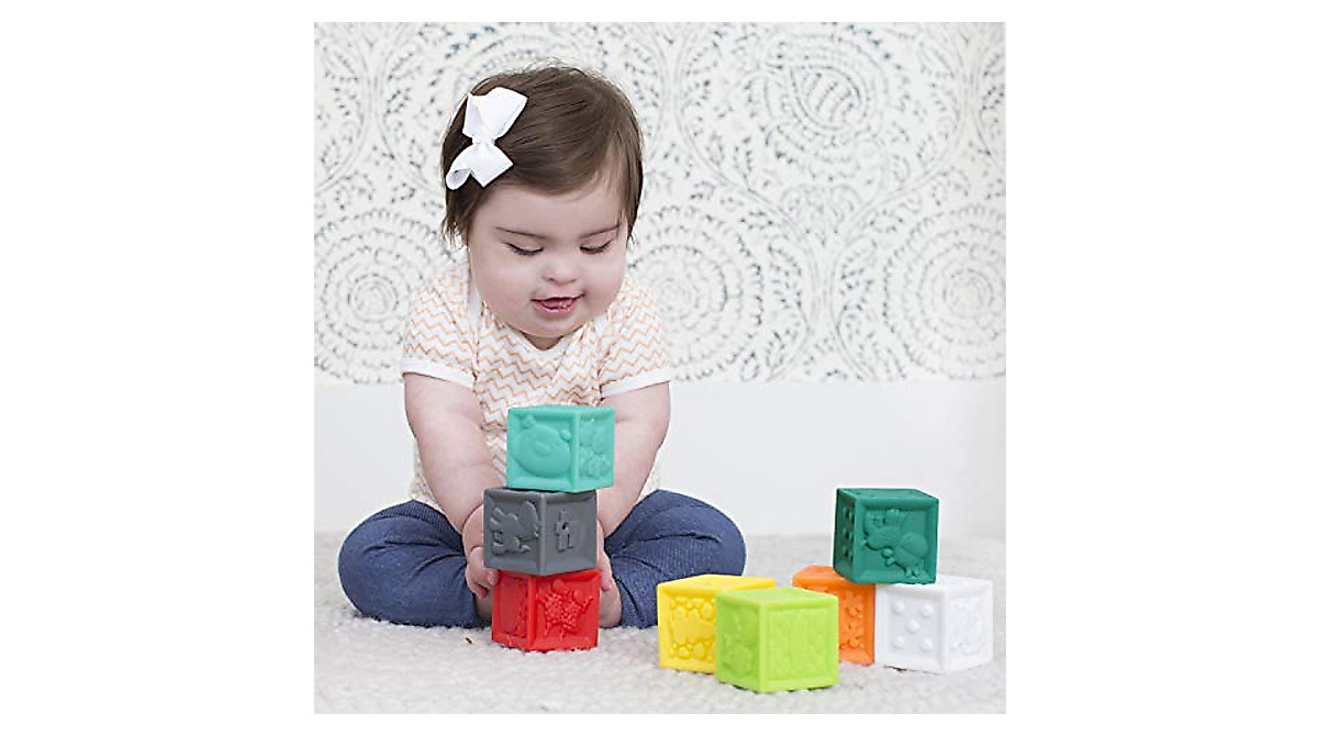 Infantino Colorful Squeeze and Stack Block Set