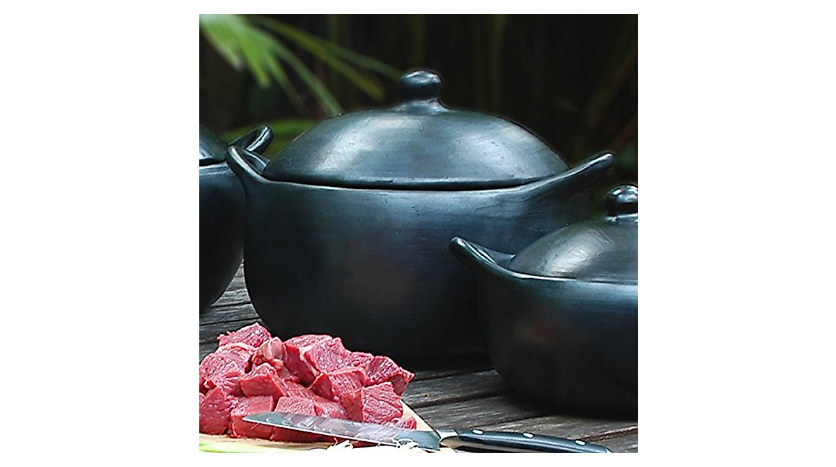 Ancient Cookware 6qt Chamba Clay Stew Pot