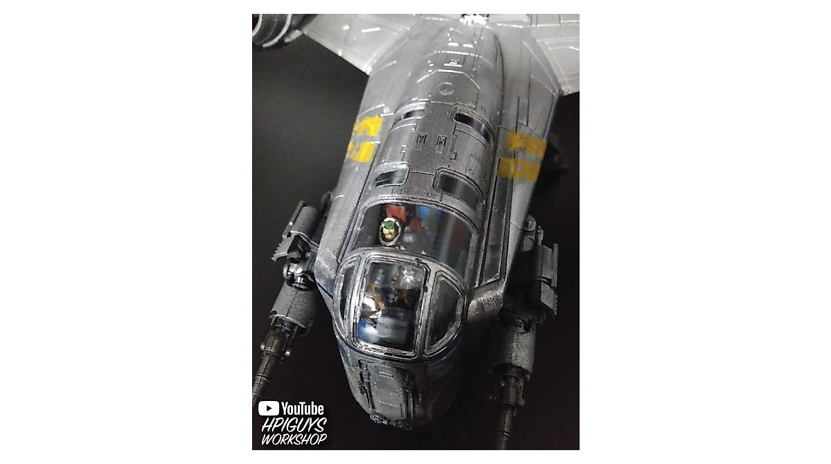 AMT Star Wars Razor Crest Model Kit 1:72 Scale - Build & Display