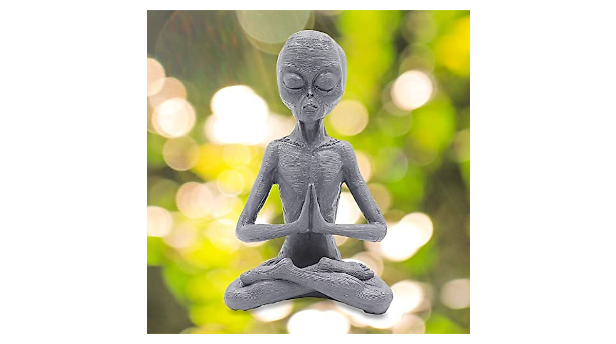 Meditating Alien Garden Statue | UFO Resin Decor for Indoor & Outdoor