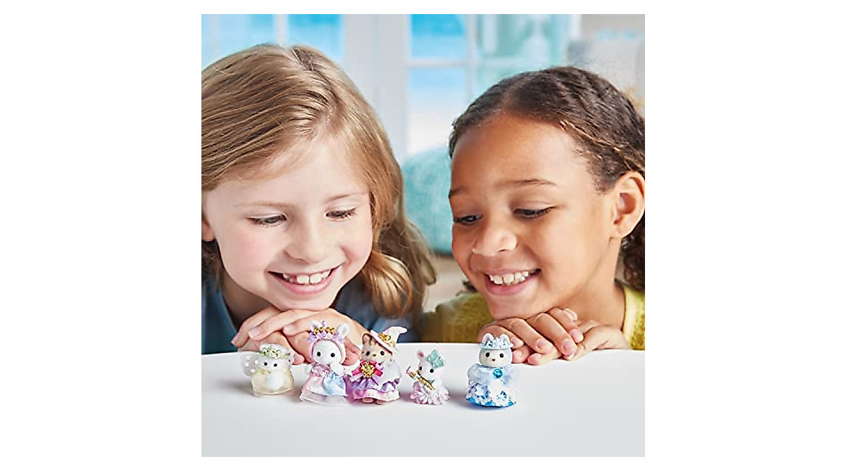 Calico Critters Royal Princess Set - Fun Doll Playset