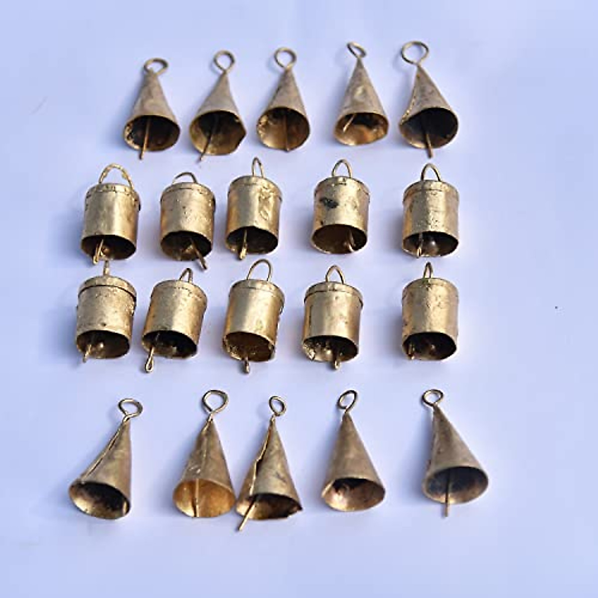 Vivanta 20pc Gold Rustic Bells: Handmade Decor & Crafts