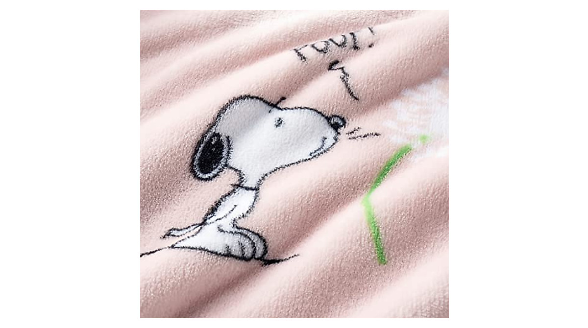 Snuggle Up with Snoopy! Peanuts VelvetLoft Plush Throw Blanket