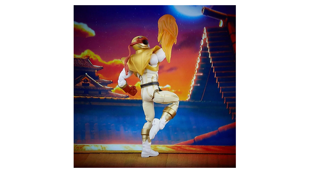 Ryu Crimson Hawk Ranger Power Rangers x Street Fighter Figure