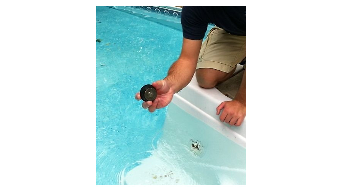 Aquatix Pro Pool Winterizing Plug - Protect Your Pool
