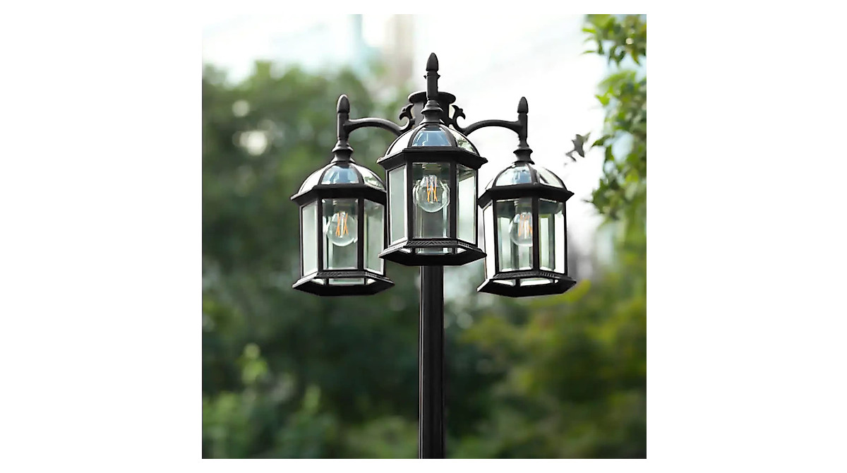 Dusk to Dawn Outdoor Lamp Post with GFCI Outlet