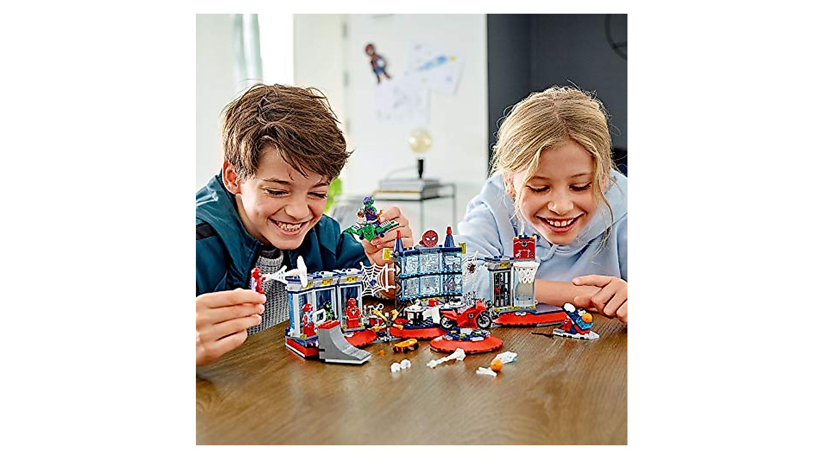 LEGO Spider-Man Attack on The Spider Lair | Building Toy