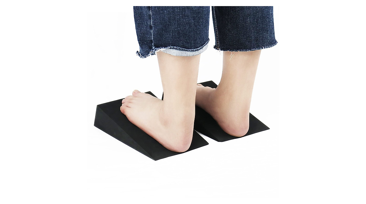 Incline Mat EVA Foam Yoga Wedge Block - Slant Board For Calf Stretching, Squat Support & Physical Therapy Exercises EVA Exercise Wedge