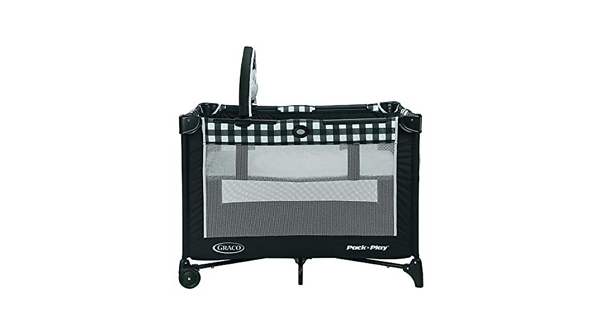 Graco Pack 'N Play On The Go Playard with Bassinet | Compact & Travel ...