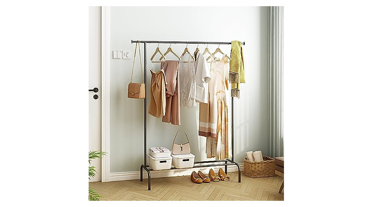 Gewudraw Clothes Rack - Stylish & Extendable Storage Solution