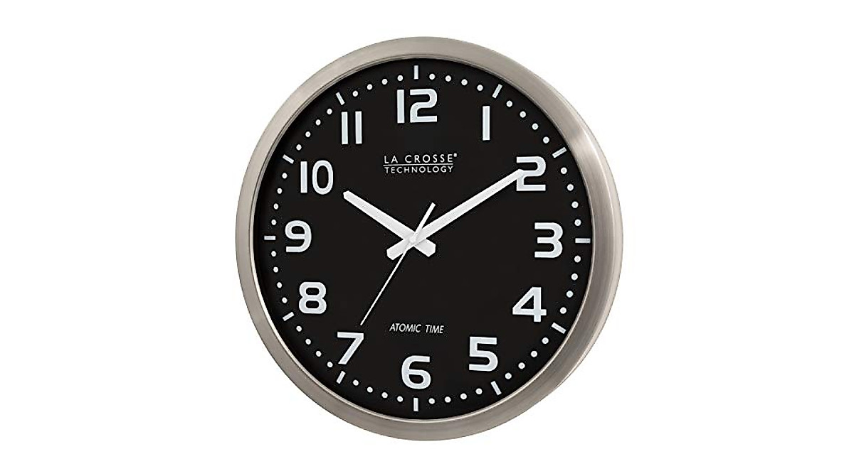 La Crosse Atomic Clock - Reliable Timekeeping in Style