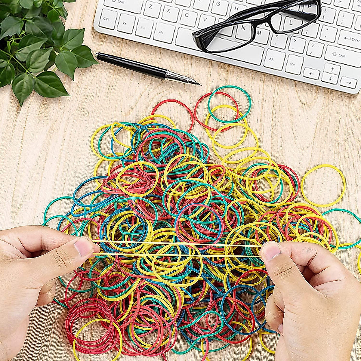 700PCS Multicolor Rubber Bands for Organizing & Crafts