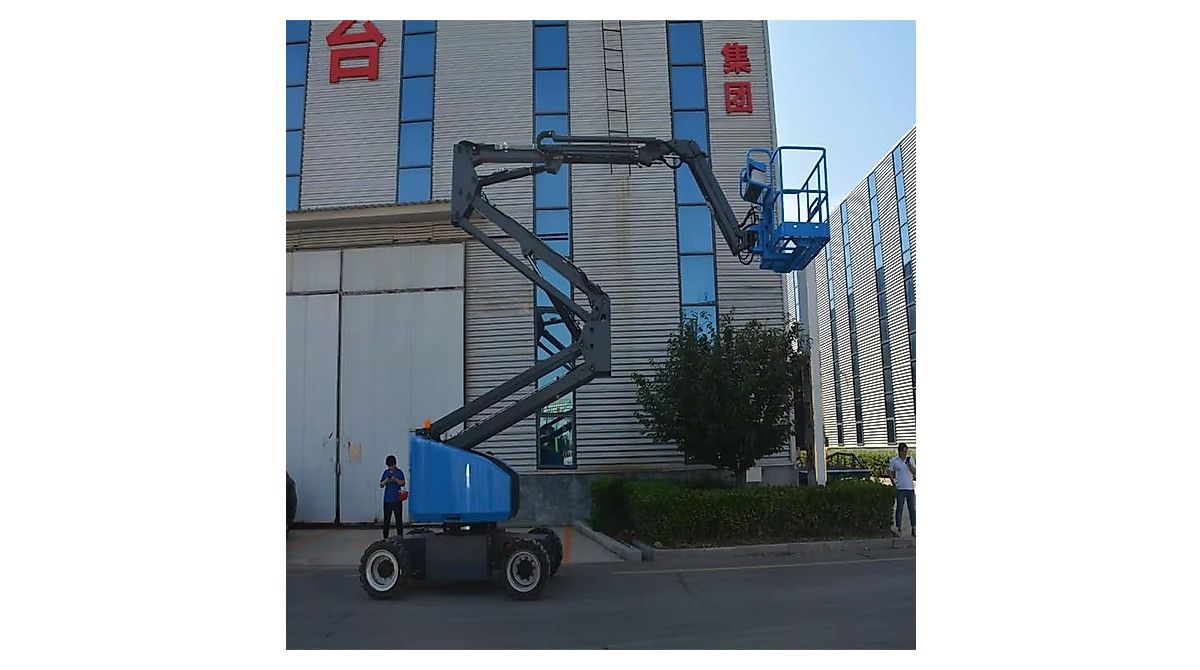 Compact Telescoping Forklift - All-Terrain Multi-Function Lift