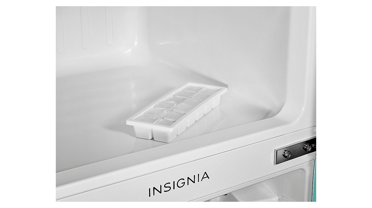 Insignia Retro Mini Fridge Hot Rod Red - Compact & Stylish Storage