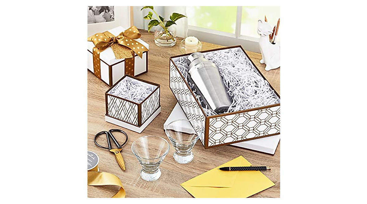 Elegant Hallmark Nesting Gift Boxes Set for Any Occasion