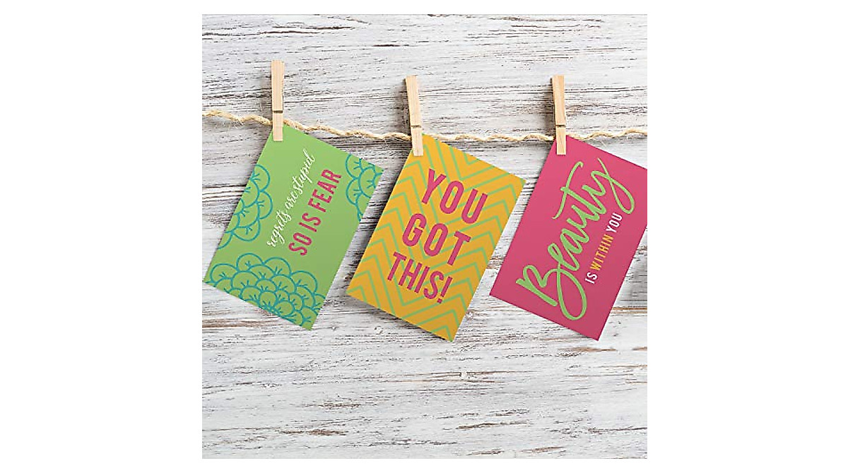 Inspiring 25 Motivational Postcards - Bright Designs