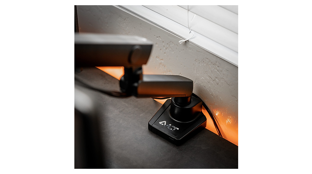 AVLT Single Monitor Arm Desk Mount - Full Motion & Ergonomic