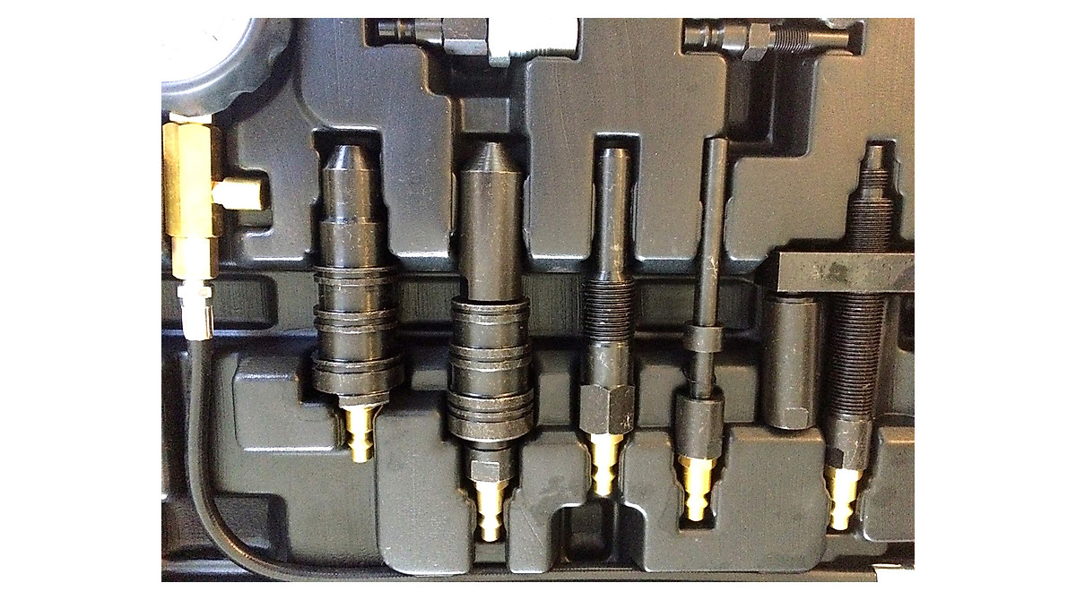 DIESEL ENGINE COMPRESSION Pressure Tester FORD CUMMINS NAVISTAR DETROIT... DIESEL ENGINE COMPRESSION Pressure Tester FORD CUMMINS NAVISTAR DETROIT...