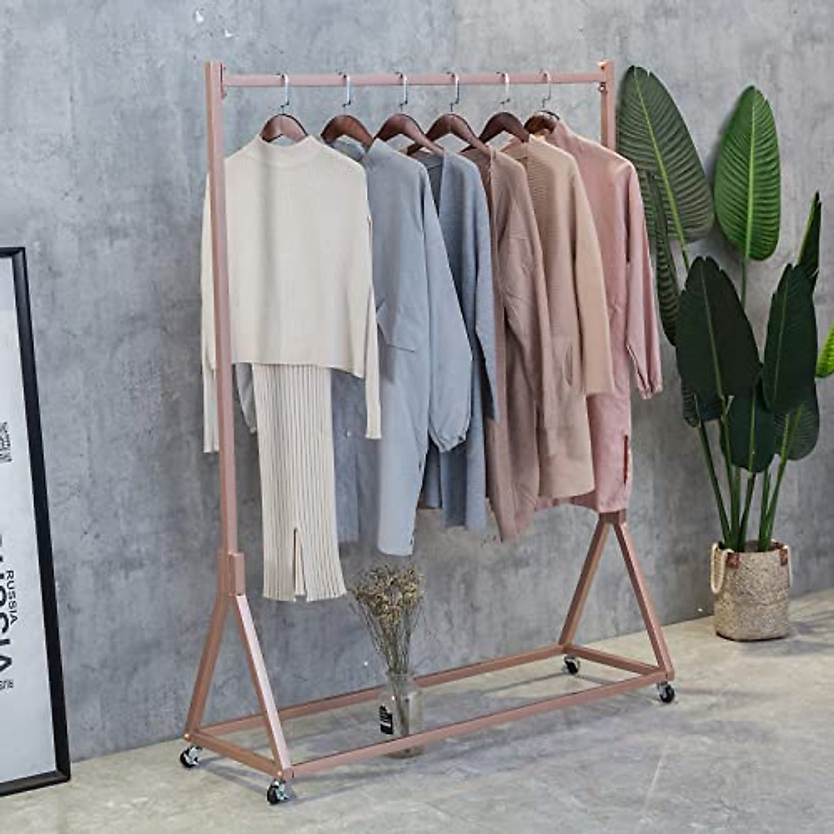 Stylish Rose Gold Garment Rack - Heavy Duty & Versatile