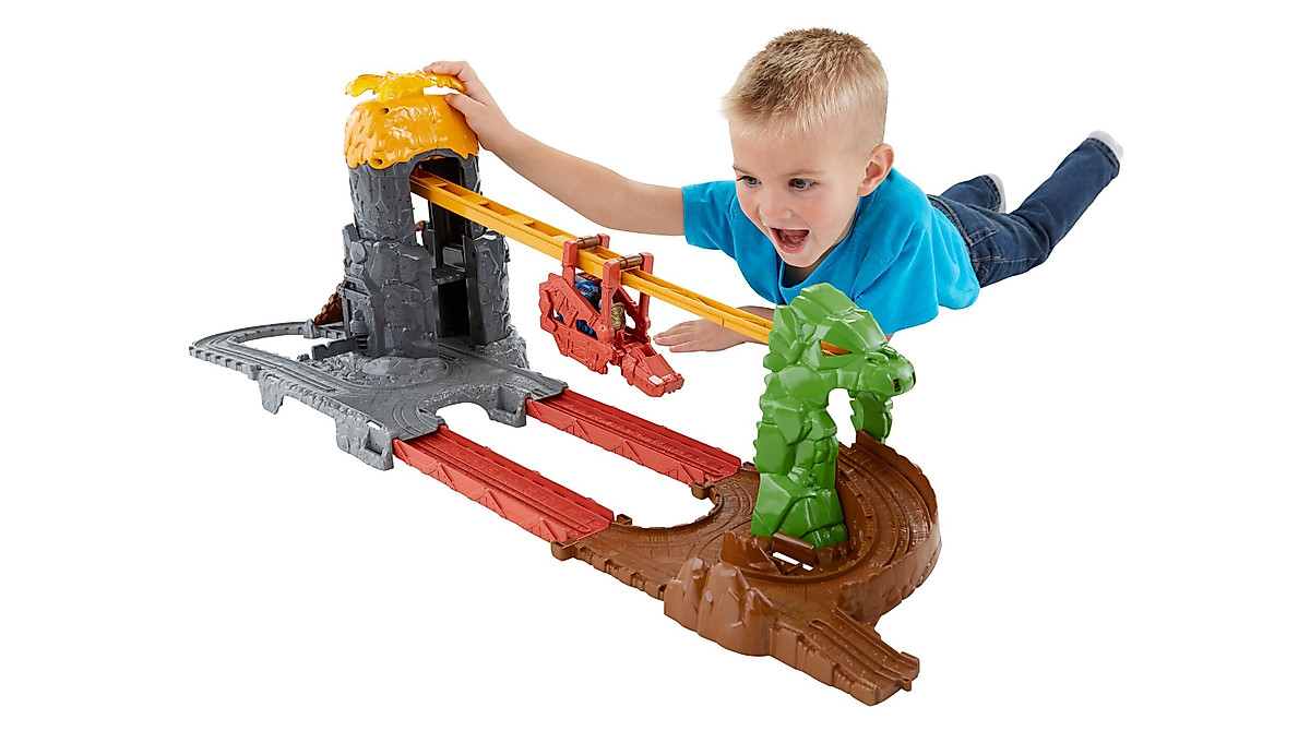 Thomas & Friends Daring Dragon Drop Playset Adventure
