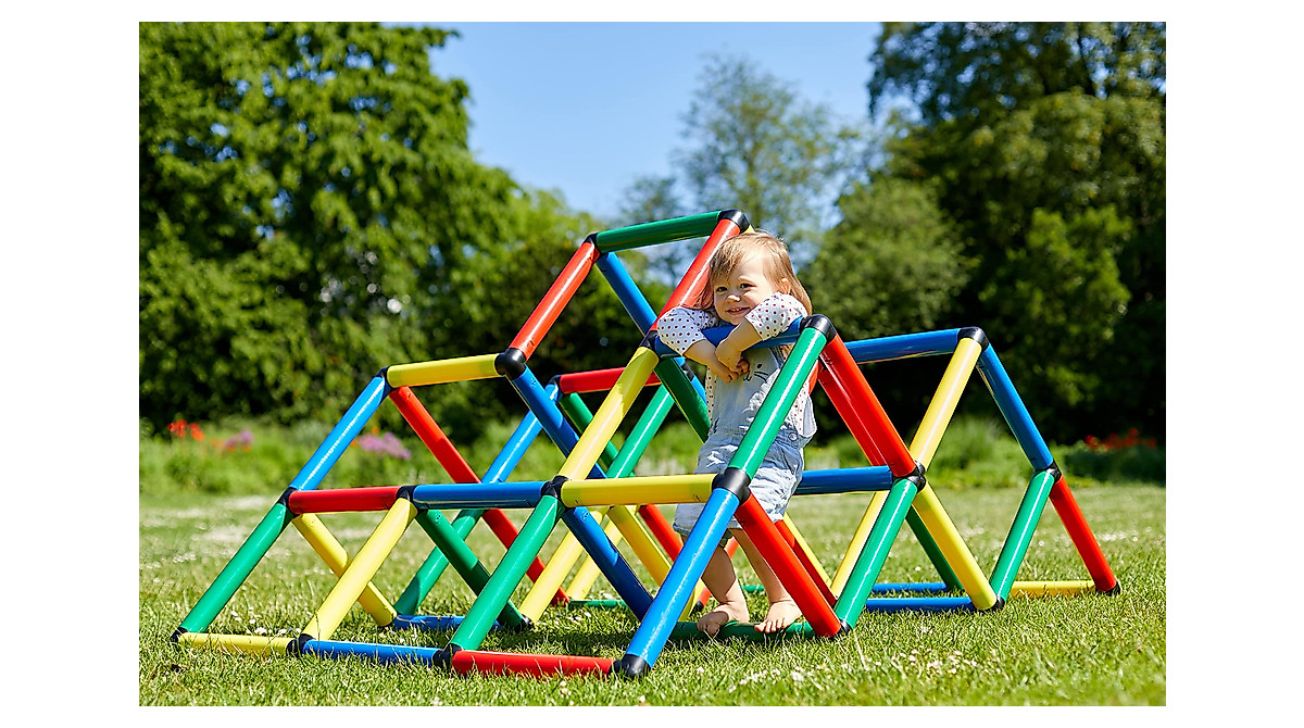 Quadro Climbing Pyramid - Rugged Jungle Gym for Kids