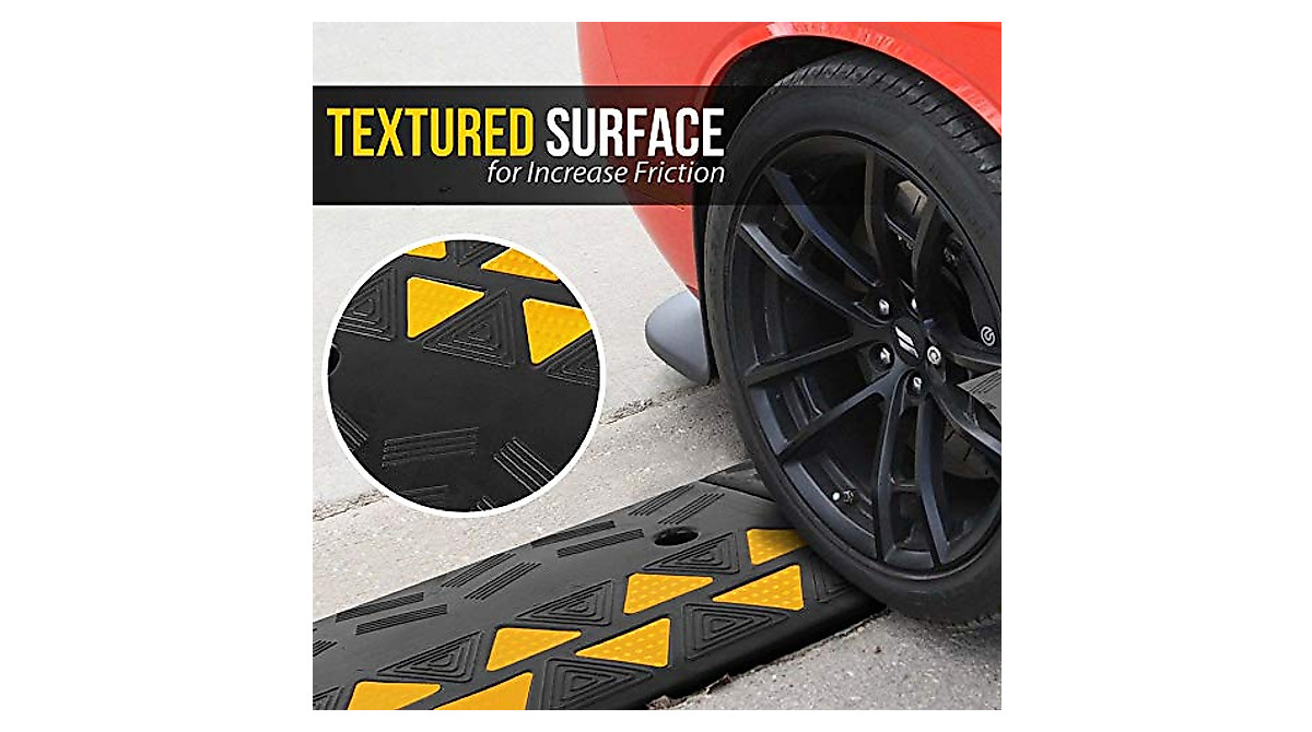 Pyle Heavy-Duty Rubber Curb Ramp for Vehicles & Mobility Access