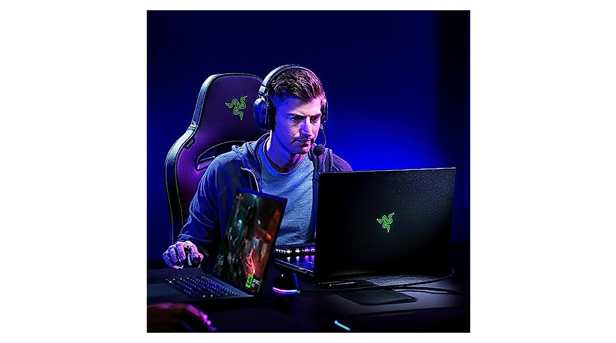 Razer Blade 18: Ultimate Gaming Laptop with RTX 4090