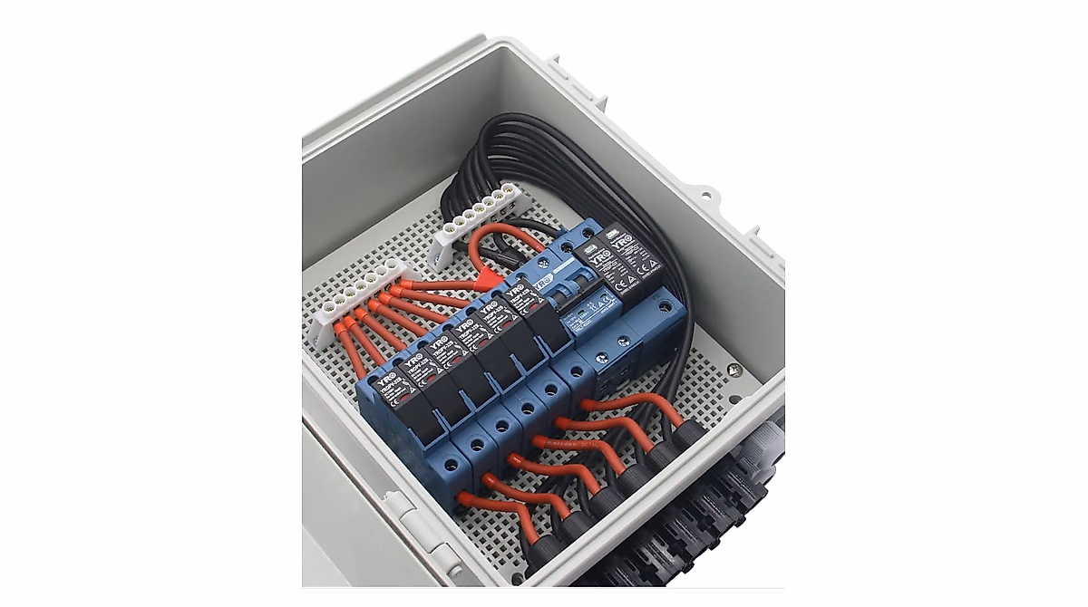 6 String Solar Combiner Box with IP66 Protection