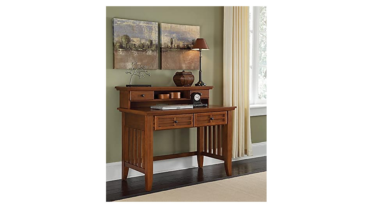 Stylish Arts and Crafts Oak Desk with Hutch