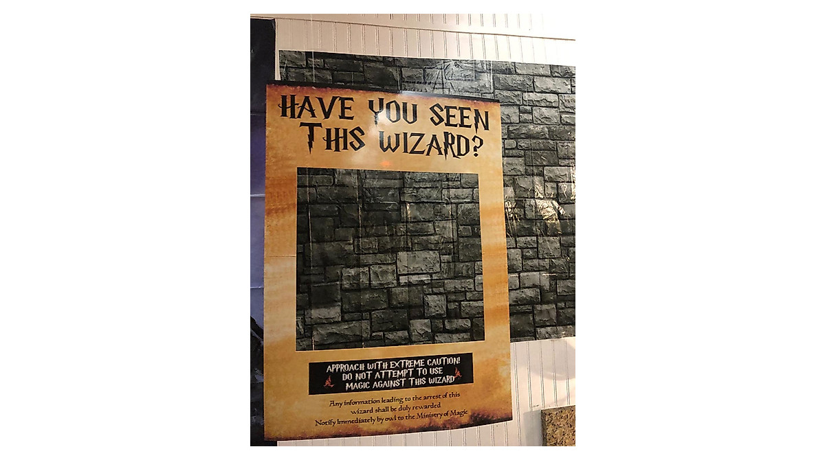 Wizard Photo Booth Prop - LaVenty Party Frame