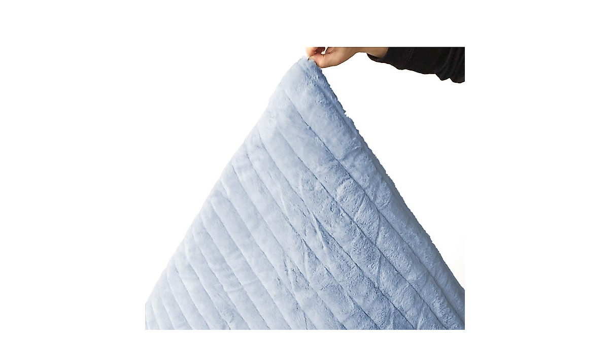 YU&AN Plush Bay Window Mat - Soft and Washable