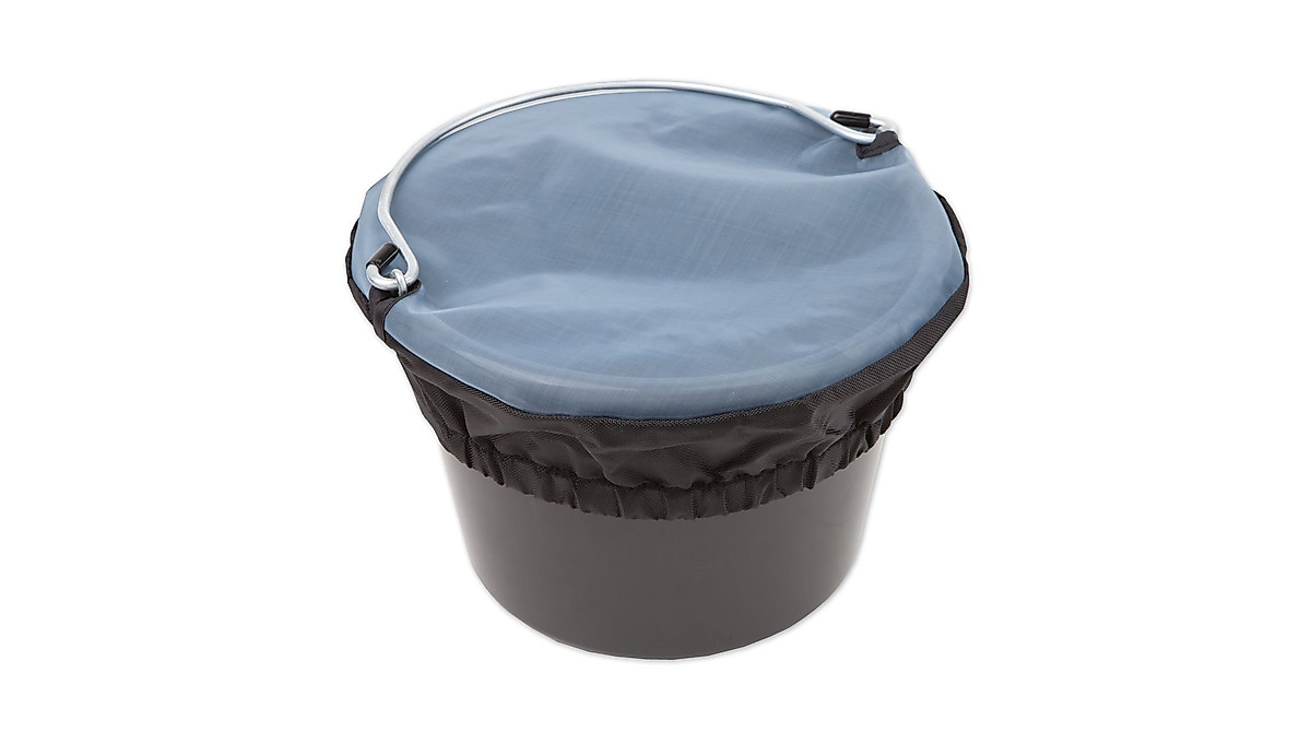 Horse Spa 5 Gallon Mesh Bucket Top for Feed