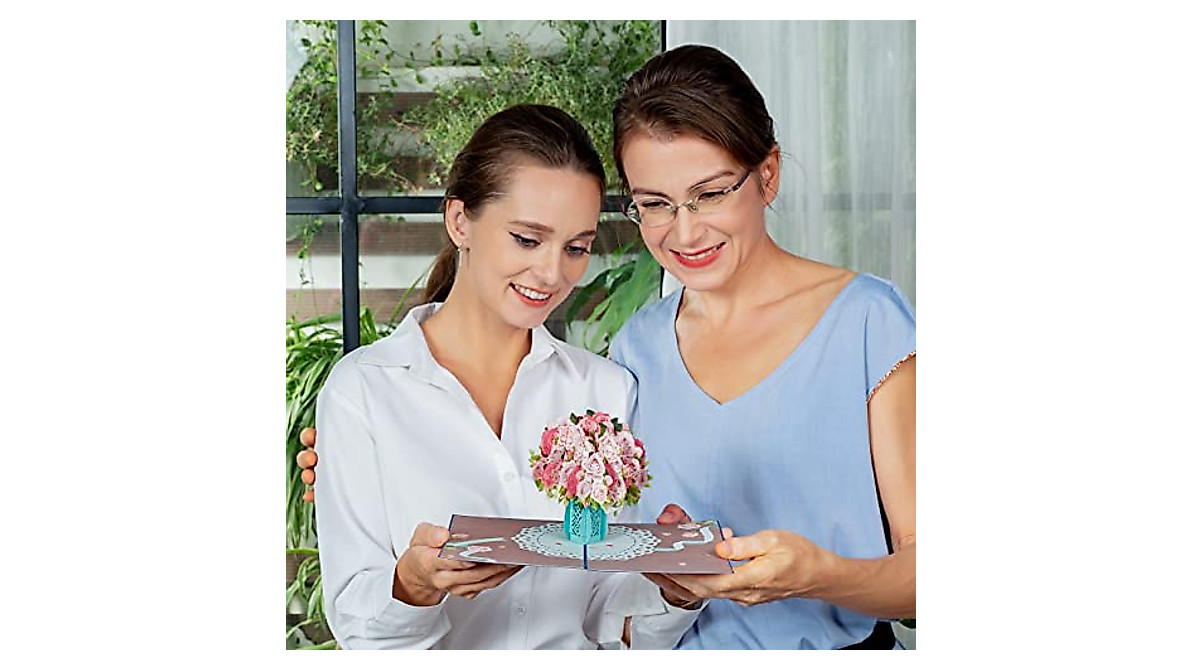 Paper Love Pink Roses 3D Pop Up Card - Perfect for Any Occasion