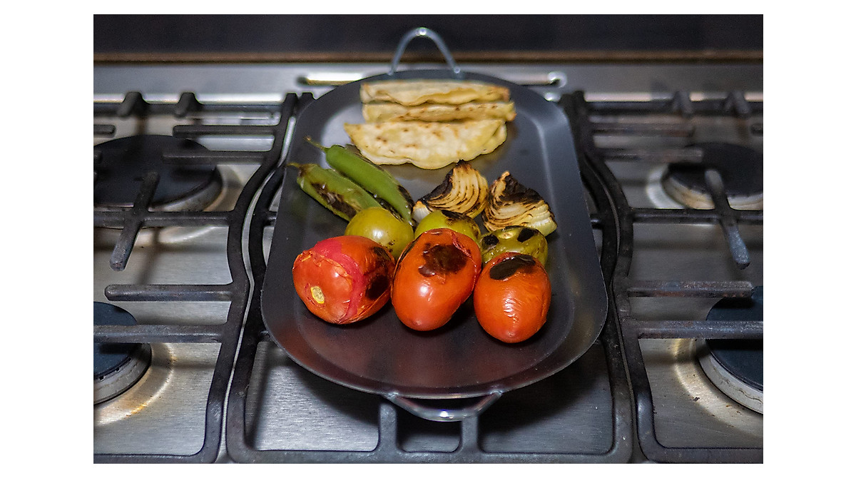 10-Inch Heavy-Duty Comal for Authentic Tortillas