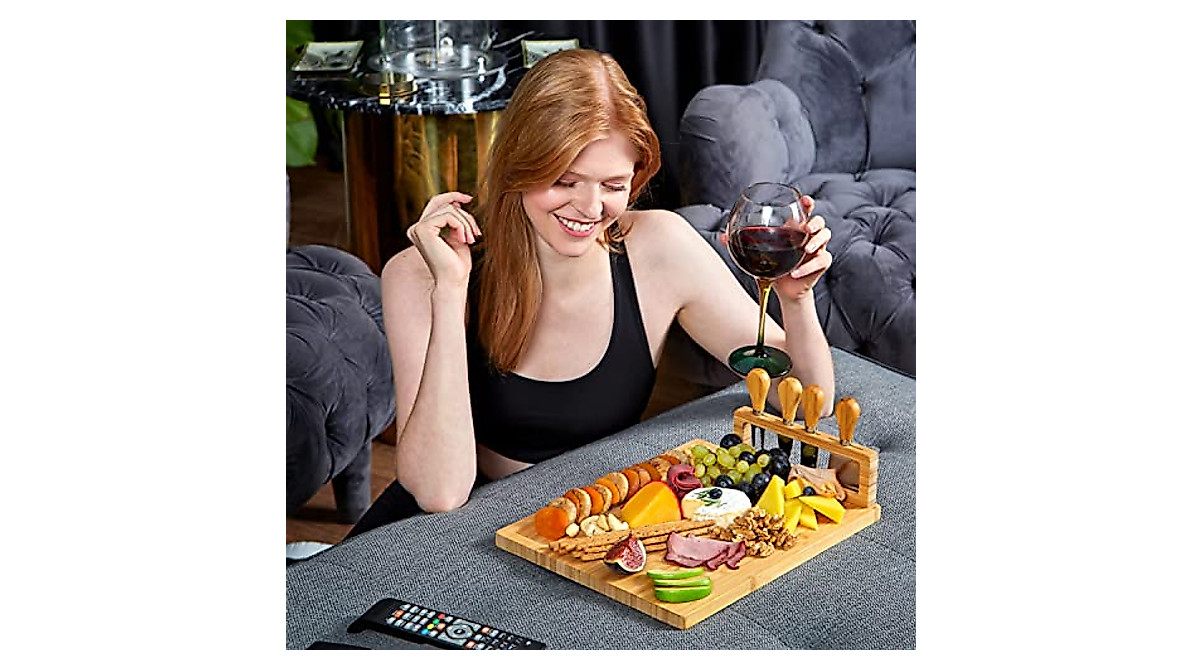 RoyalHouse Bamboo Cheese Board & Knife Set - Perfect Gift