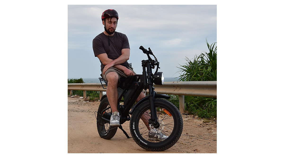 SMARTRAVEL DK400 Electric Bike - 1000W Power & 28MPH