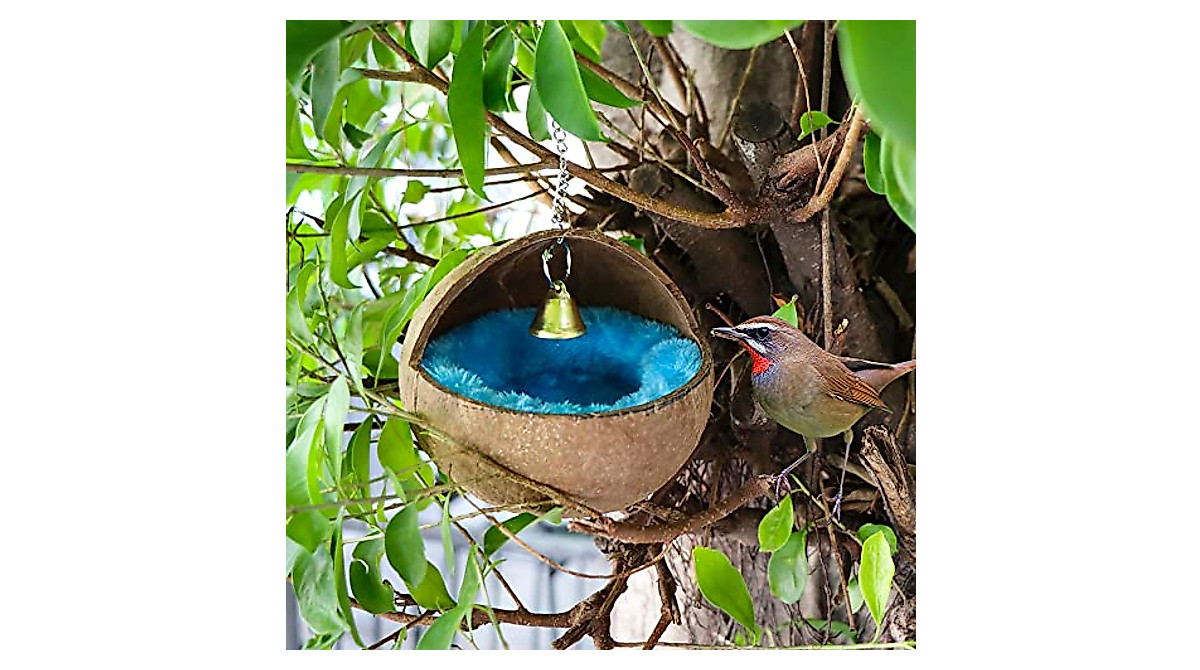 Natural Coconut Shell Bird Nest - Cozy Breeding & Sleeping Habitat