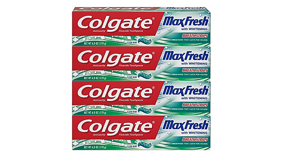 Colgate Max Fresh Whitening Toothpaste with Breath Strips